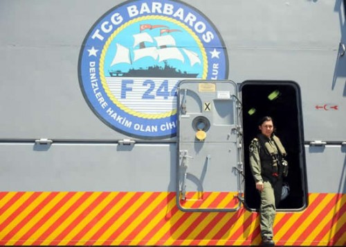 Turkish-Navy-Türk-pilot-female-soldiers-troops-member-women-girl-hoties-hot-cool-sexy-TCG Barbaros F-244-MEKO-200-TN-II-Agusta-Bell-AB-212ASW-Anti-submarine-warfare-anti-shipping-2